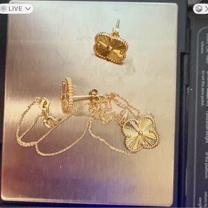 18k real Gold with stampFloral Drop Pendant Necklace for Women and earrings set.